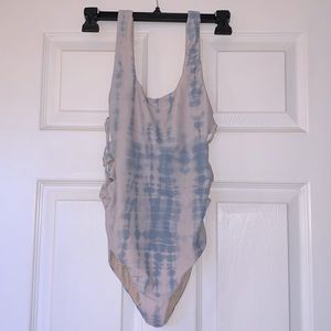 Reposhing Acacia Suit